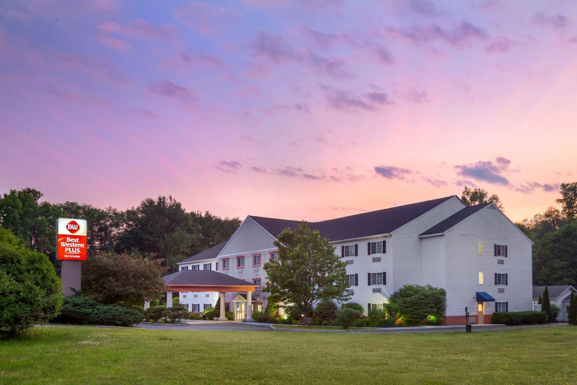 Best Western Plus Berkshire Hills Inn&Suites Pittsfield Buitenkant foto