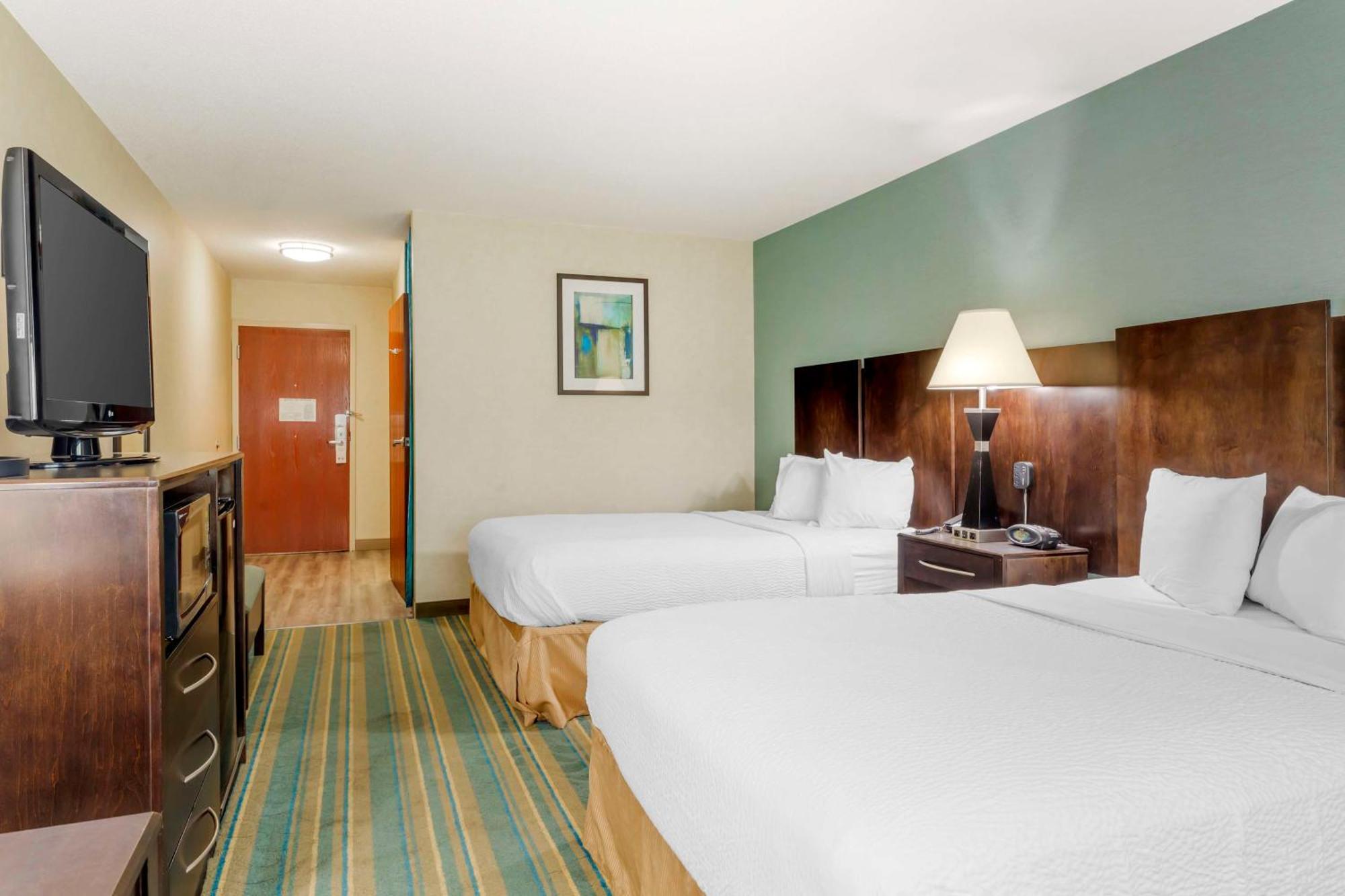 Best Western Plus Berkshire Hills Inn&Suites Pittsfield Buitenkant foto