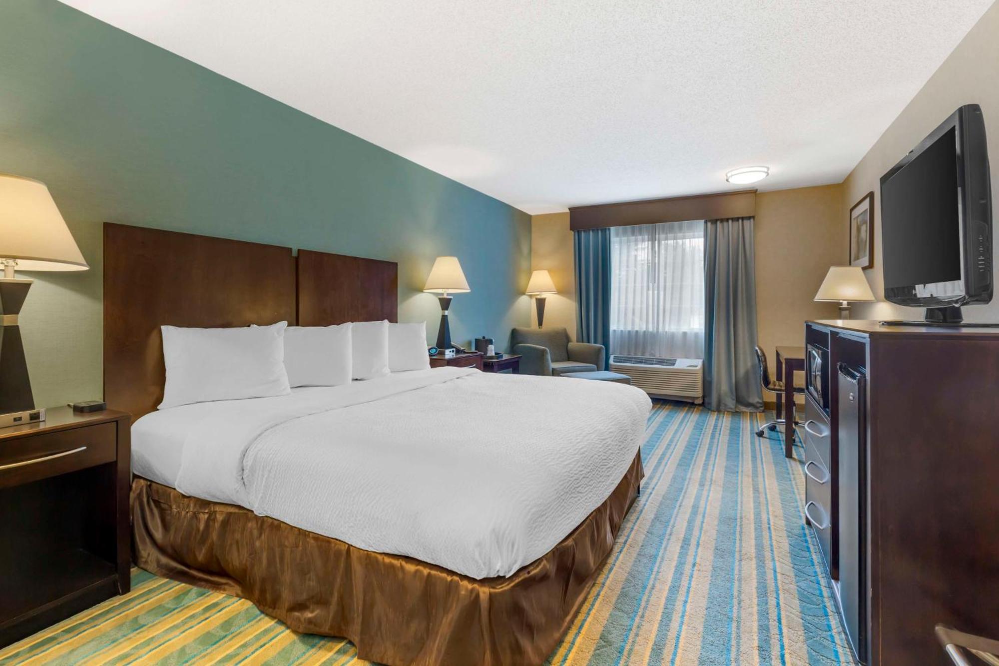 Best Western Plus Berkshire Hills Inn&Suites Pittsfield Buitenkant foto